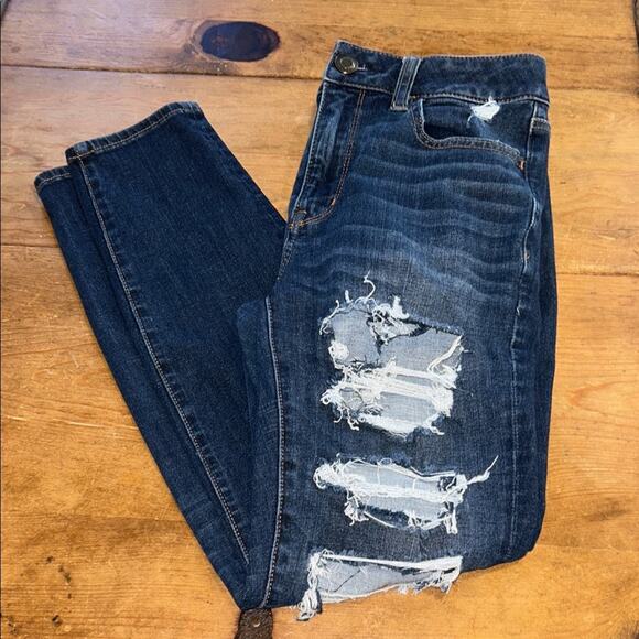 American Eagle Mid-rise Distressed Jegging Jeans Size 8S - Picture 1 of 13